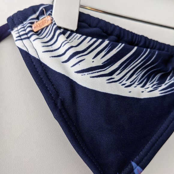 Roxy Tropical Getaway Triangle Bikini Top Small - Picture 3 of 6